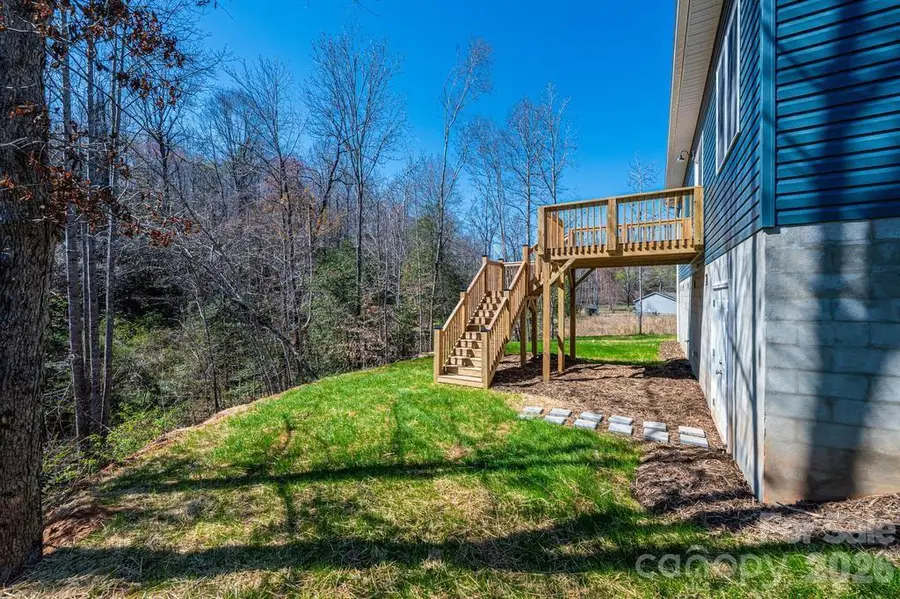 1314 39th Street Circle Sw, Hickory, NC 28602 - #2