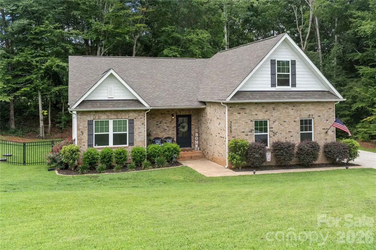 3229 Creek Bend Court, Sherrills Ford, NC 28673 - #1