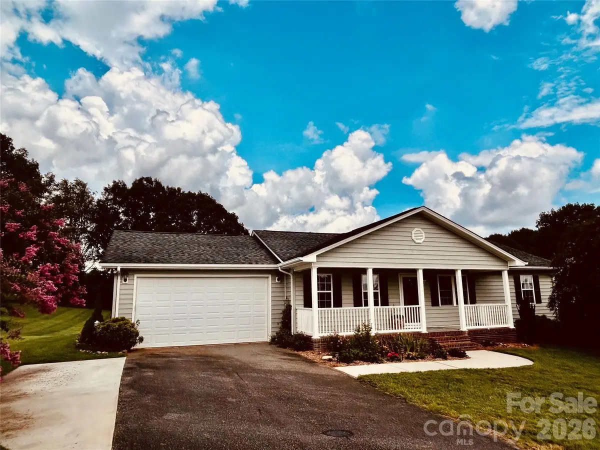 253 Stable Brook Lane, Taylorsville, NC 28681 - #1
