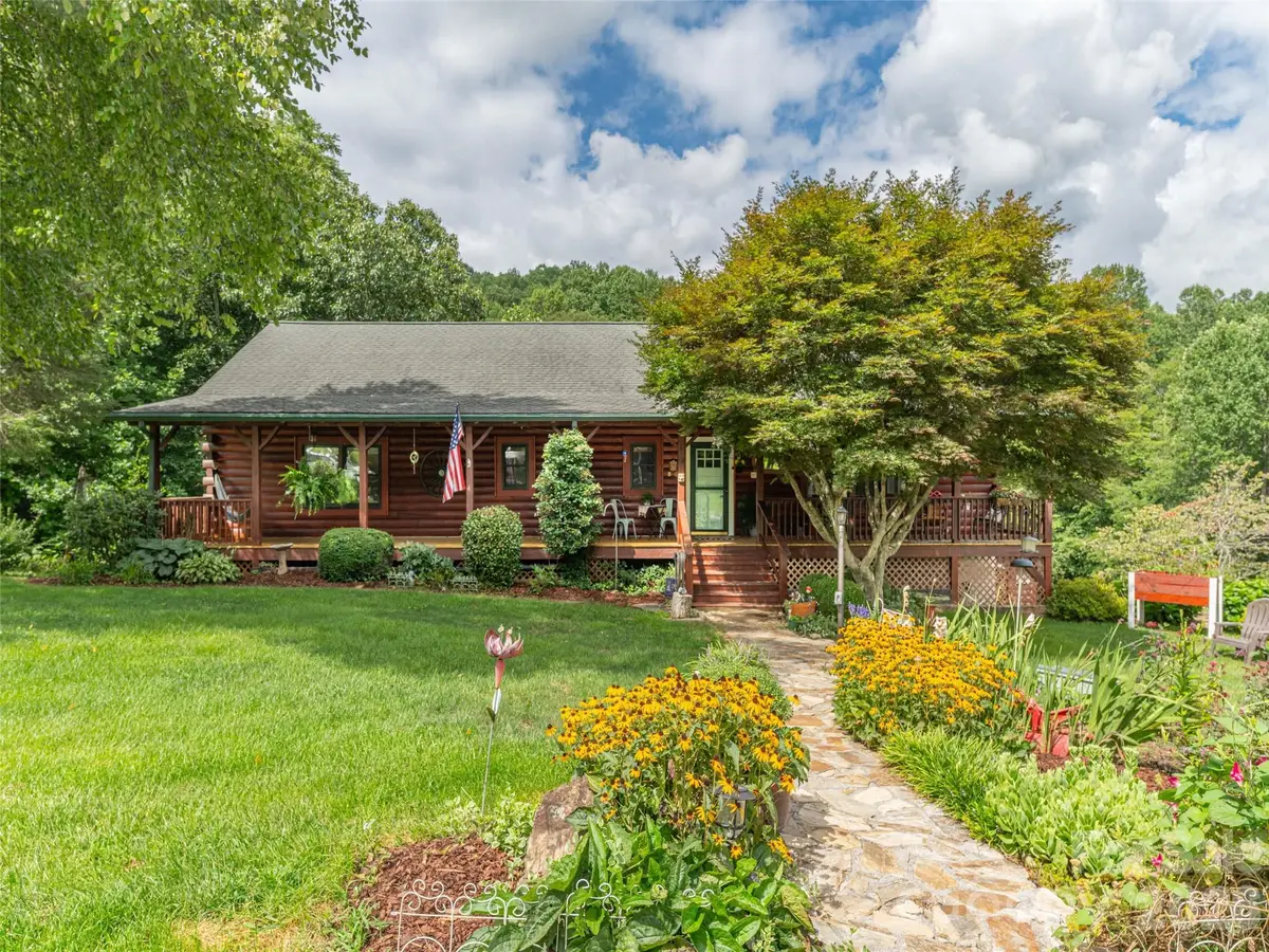 107 Tibi Lane, Waynesville, NC 28785 - #1
