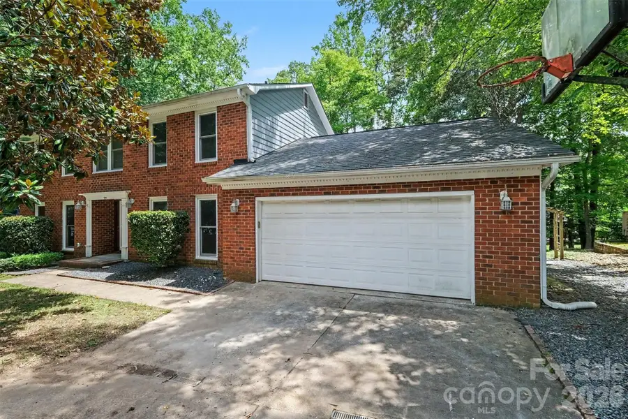 915 Brightmoor Drive, Matthews, NC 28105 - #2