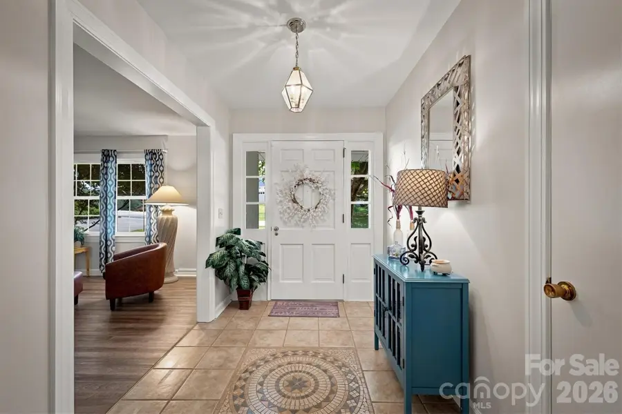 1009 Randolph Circle Se, Lenoir, NC 28645 - #3
