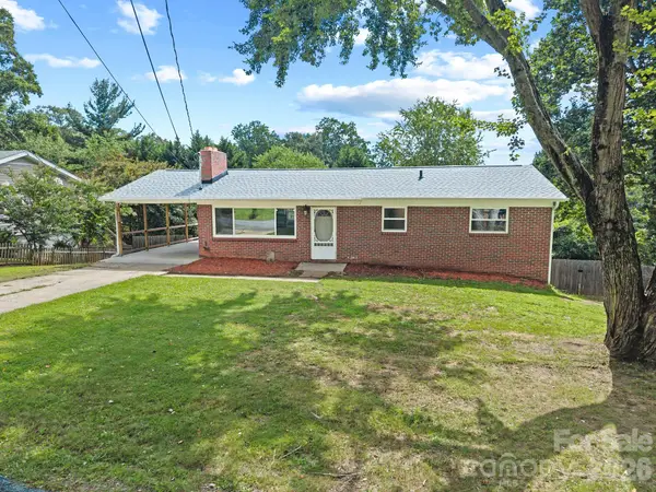 10 Monte Vista Circle, Candler, NC 28715