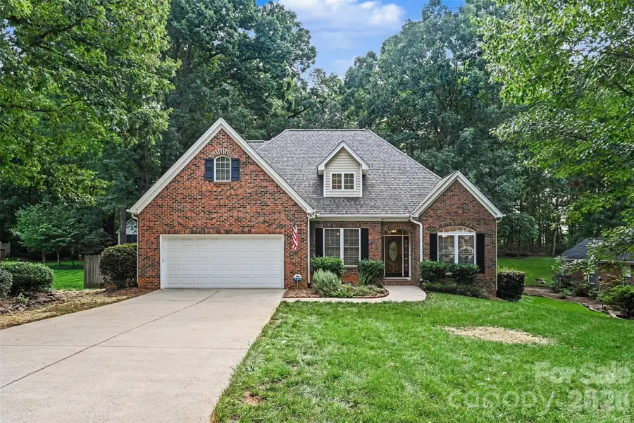 1928 Twin Ponds Drive, Hickory, NC 28602 - #2