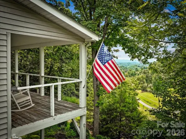 386 Madison Heights Drive #8, Marshall, NC 28753