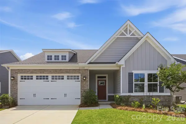 6428 Cambridge Drive, Harrisburg, NC 28075