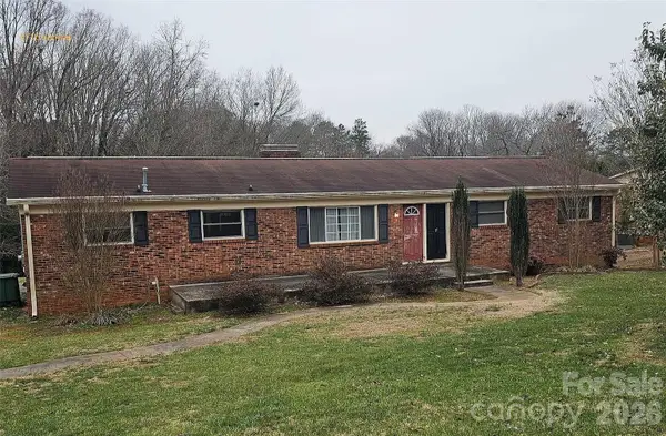 9716 Sunway Drive, Charlotte, NC 28227