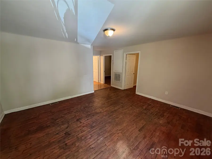 2558 Milton Avenue, Gastonia, NC 28052 - #2