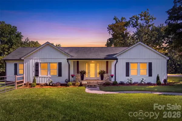 10814 Moores Chapel Road, Charlotte, NC 28214
