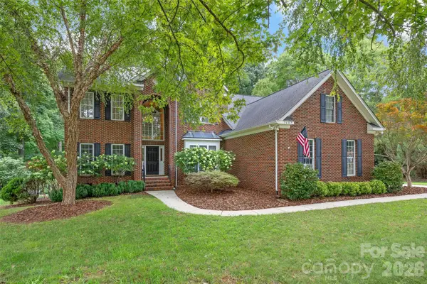 1607 Crestgate Drive, Waxhaw, NC 28173