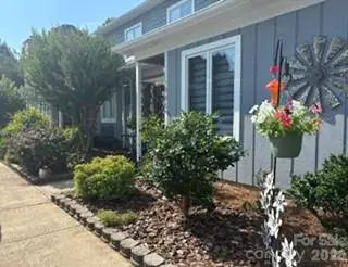 1007 21st Avenue Ne, Hickory, NC 28601 - #2