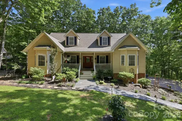 28 Gentlewood Trail, Candler, NC 28715