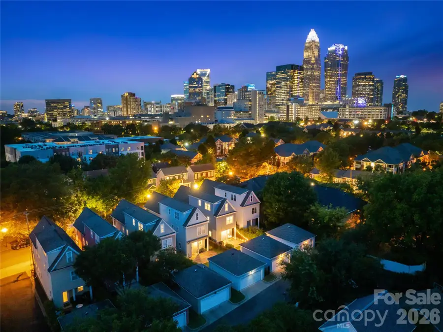711 E 8th Street, Charlotte, NC 28202 - #2