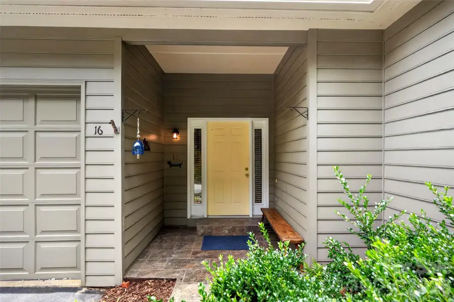 16 Spring Hollow Circle, Asheville, NC 28805 - #2