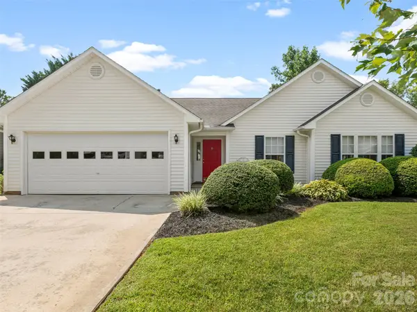 54 English Oak Road, Fletcher, NC 28732