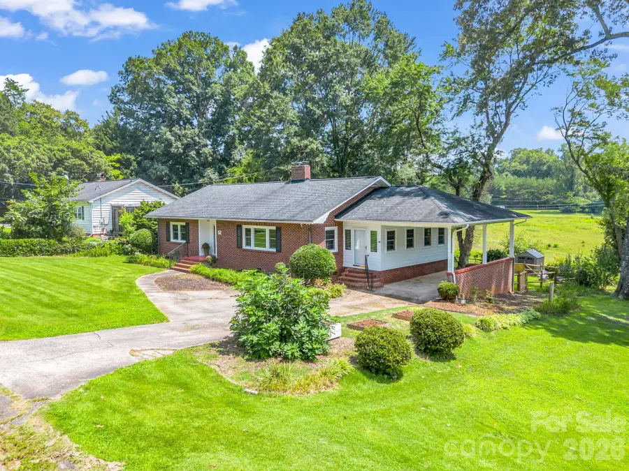 155 Fernwood Circle, Rutherfordton, NC 28139 - #2