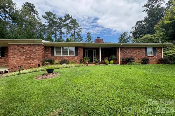 11 Thornberry Drive, Alexander, NC 28701