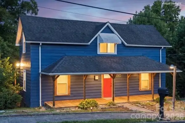 403 SW Spruce Street Sw, Lenoir, NC 28645