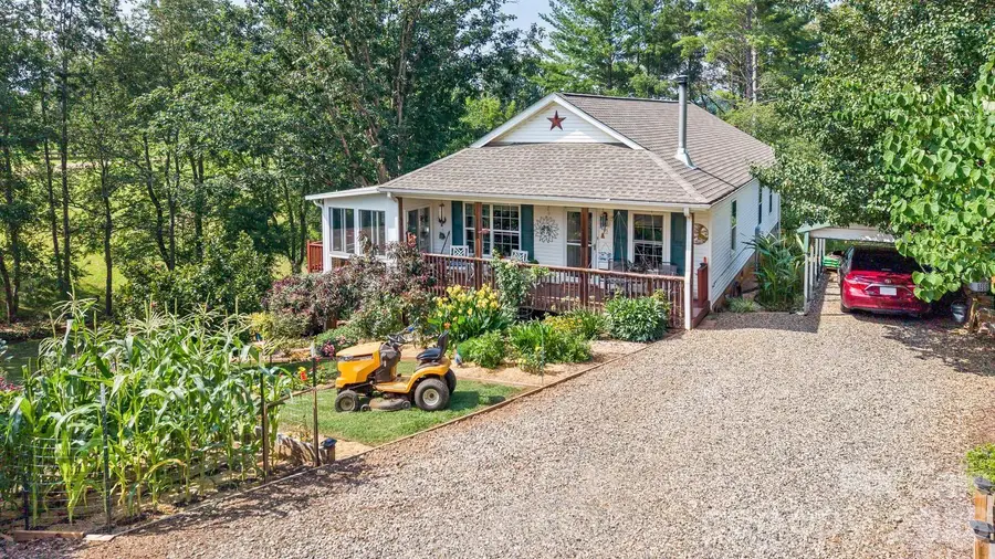 11 Dusty Lane, Leicester, NC 28748 - #3