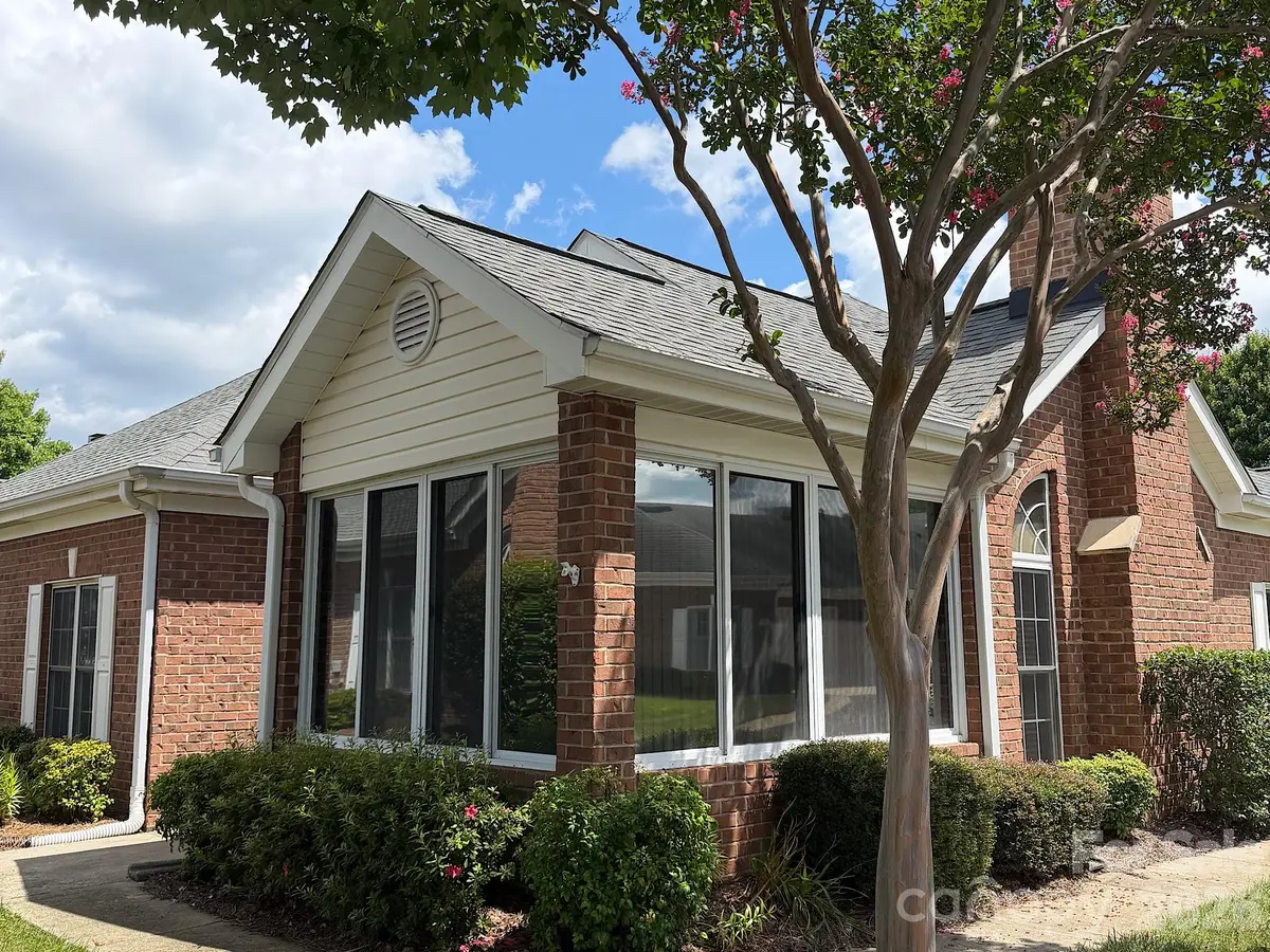 8528 Highland Glen Drive, Charlotte, NC 28269 - #1