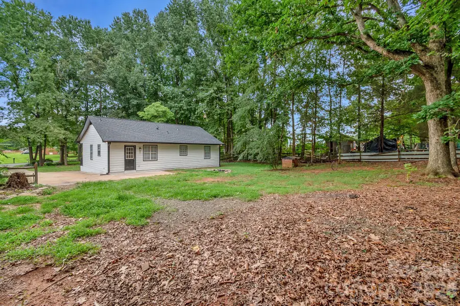 8425 Lochinvar Drive, Charlotte, NC 28227 - #3