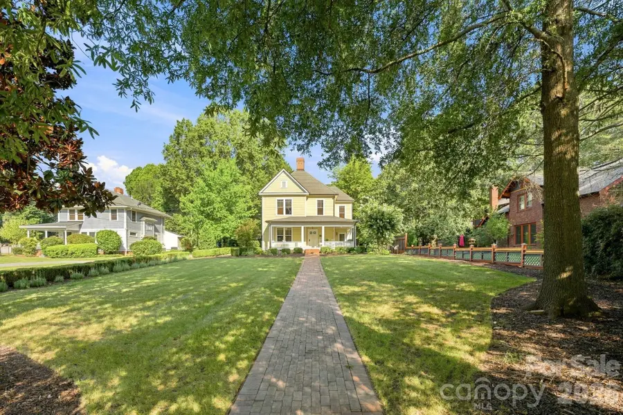 559 N Main Street, Davidson, NC 28036 - #2