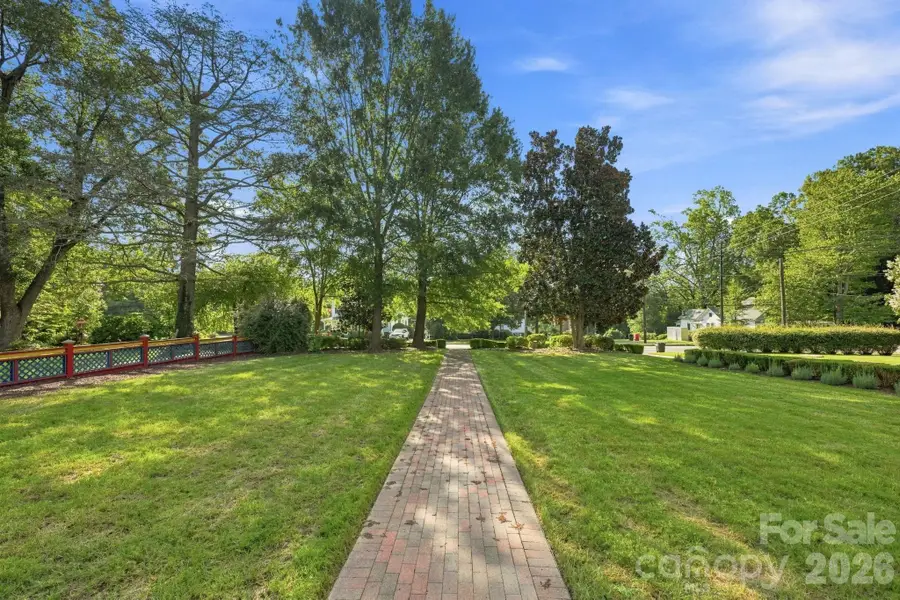 559 N Main Street, Davidson, NC 28036 - #3