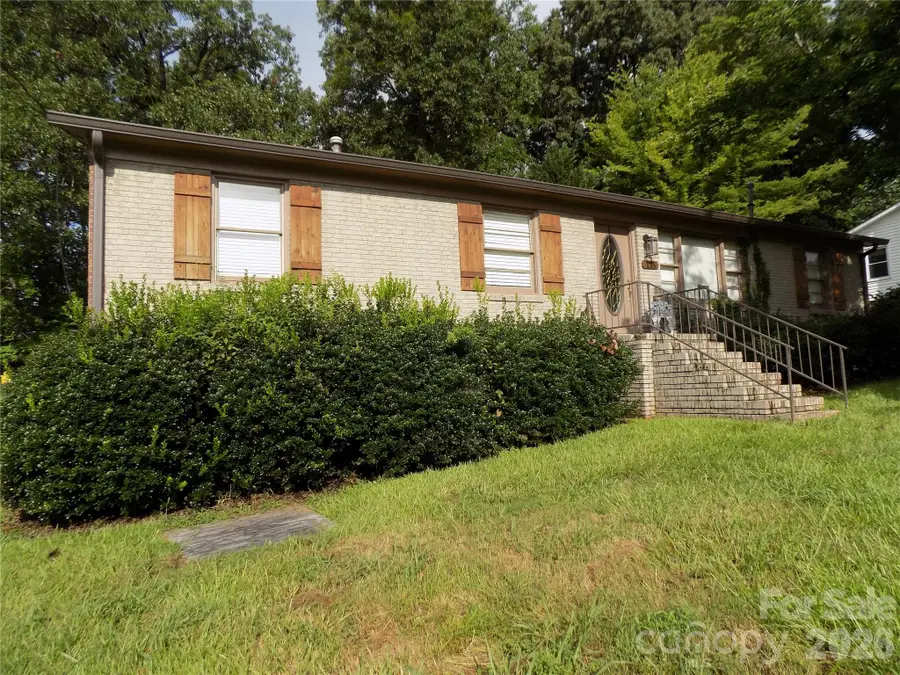 135 Bright Avenue, Bessemer City, NC 28016 - #2
