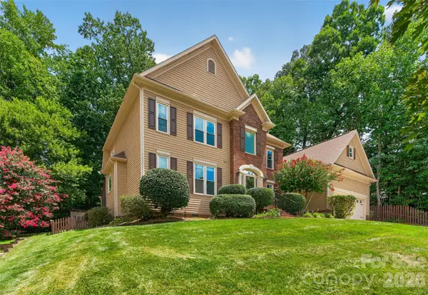 8011 Alba Court, Charlotte, NC 28269