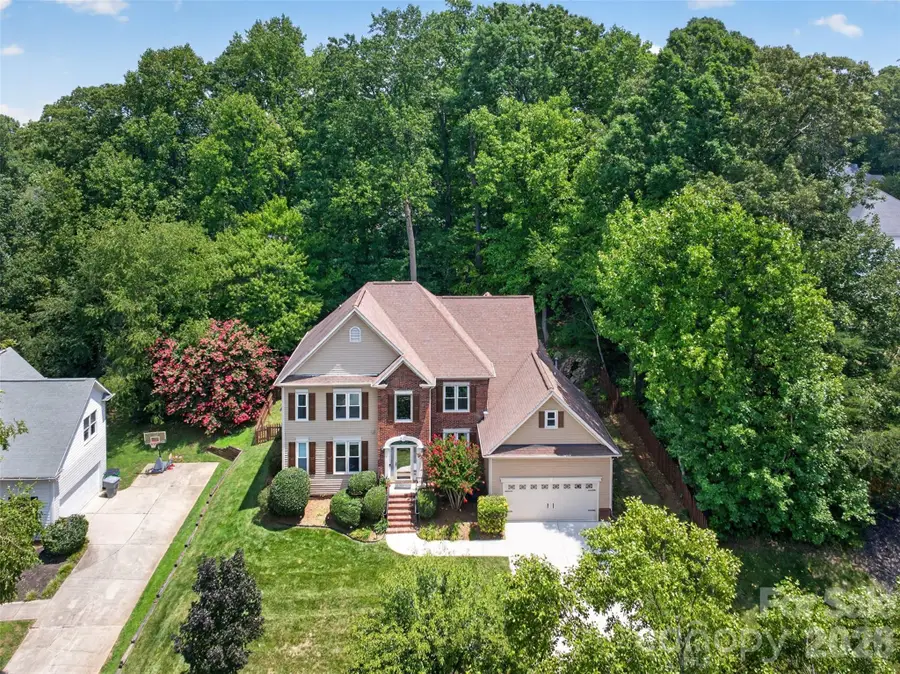 8011 Alba Court, Charlotte, NC 28269 - #2