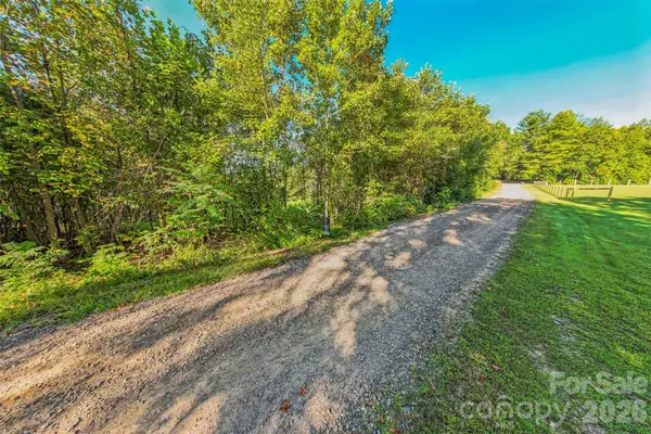 307 Rc Road, Traphill, NC 28685