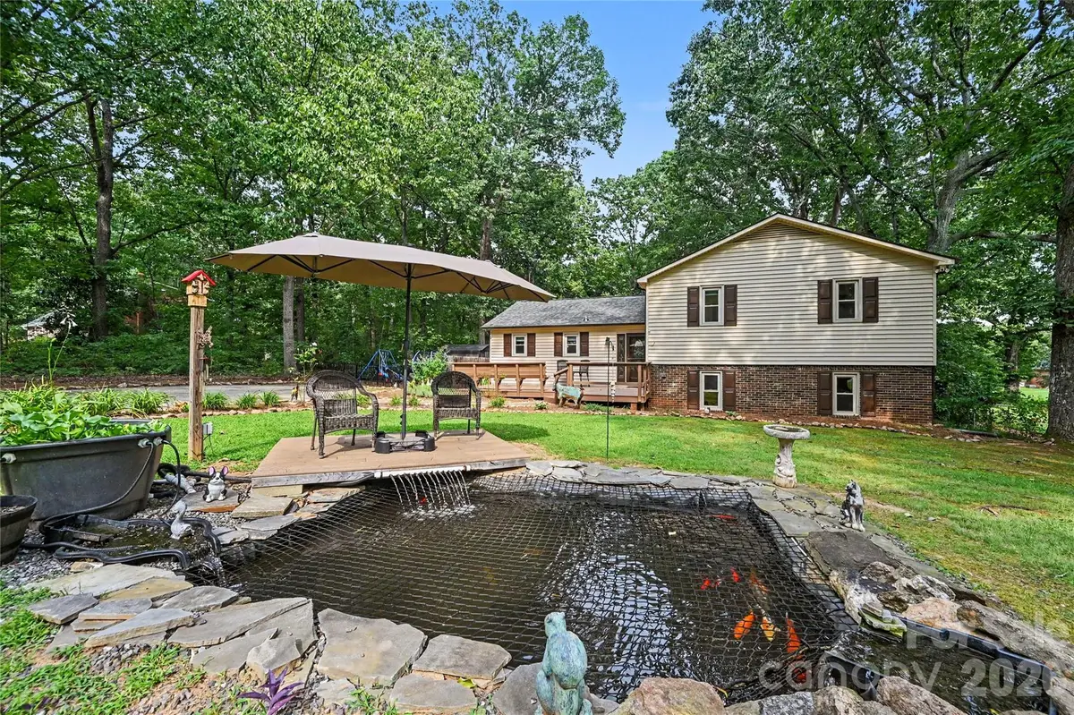 608 Hoyle Street, Lincolnton, NC 28092 - #1