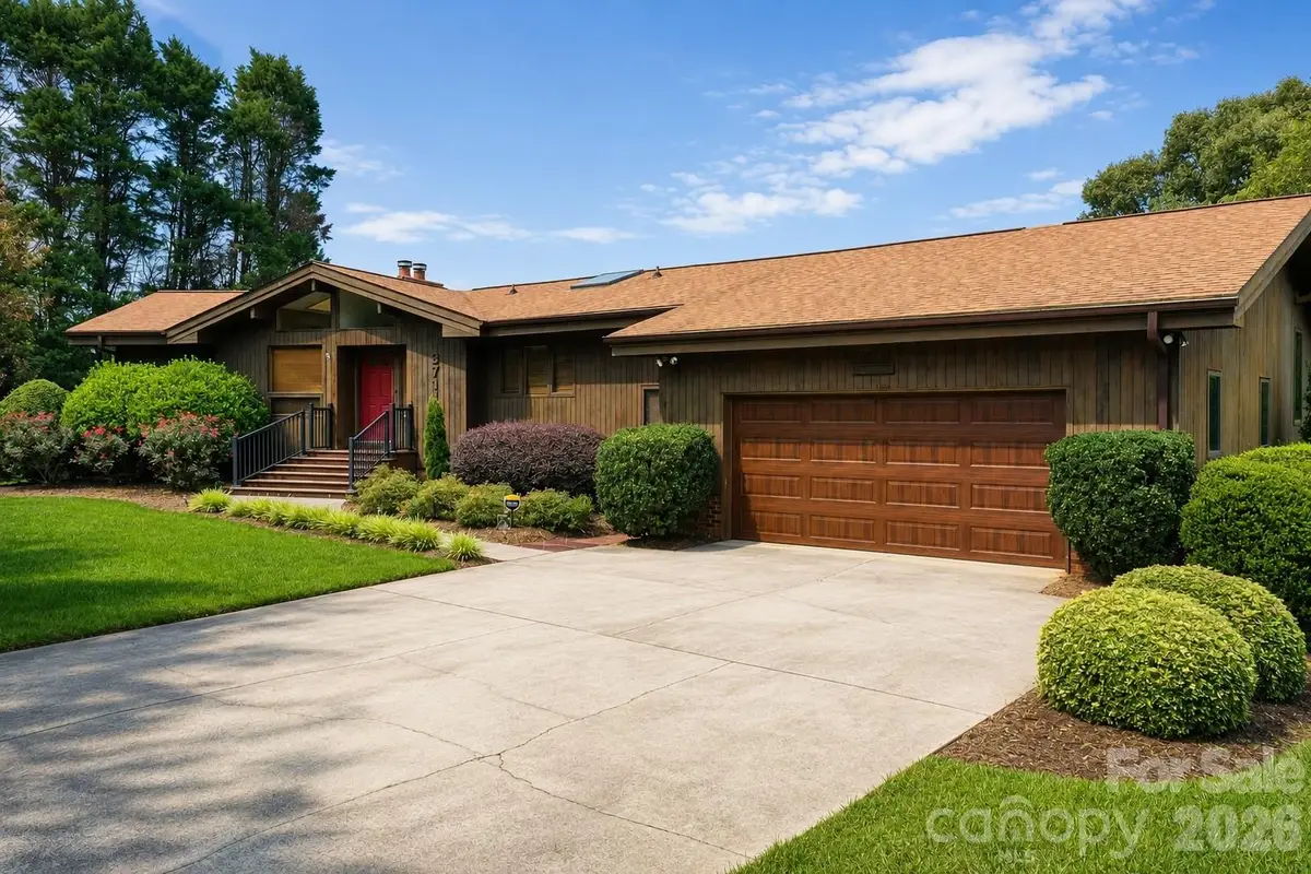 3711 Blendwood Lane Ne, Hickory, NC 28601 - #1