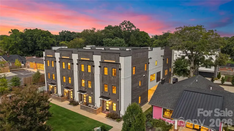 3020 Cobbs Hill Road, Charlotte, NC 28205 - #2