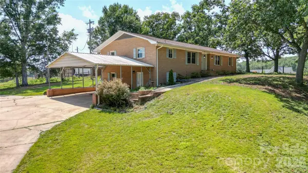 8201 Nc 200 Highway S, Stanfield, NC 28163