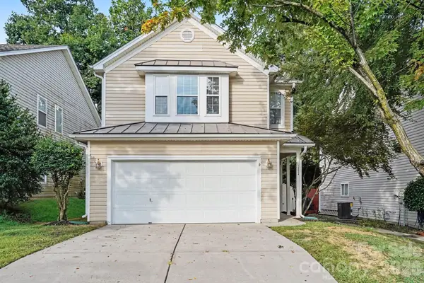 13634 Riding Hill Avenue, Charlotte, NC 28213