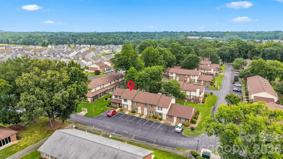 1330 5th Street Ne #102, Hickory, NC 28601 - #2