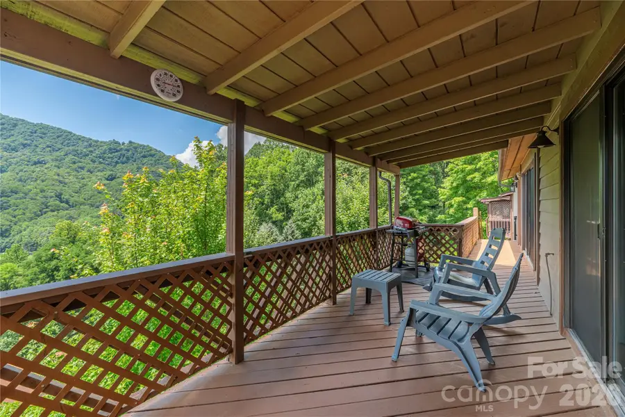 73 Mountain Breeze Drive, Maggie Valley, NC 28751 - #3