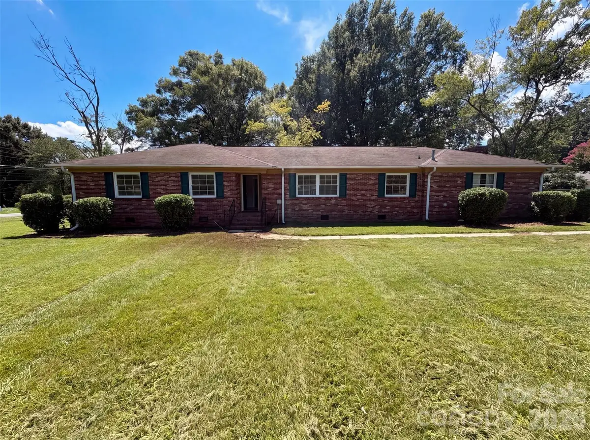8901 Hood Road, Charlotte, NC 28215 - #1