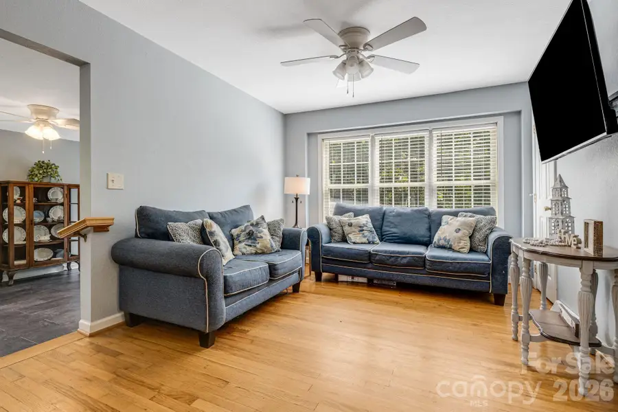 303 Hunter Street, Burnsville, NC 28714 - #2