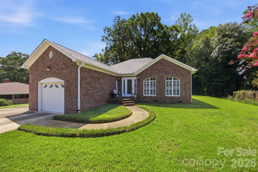 211 Peachtree Street, Belmont, NC 28012 - #2