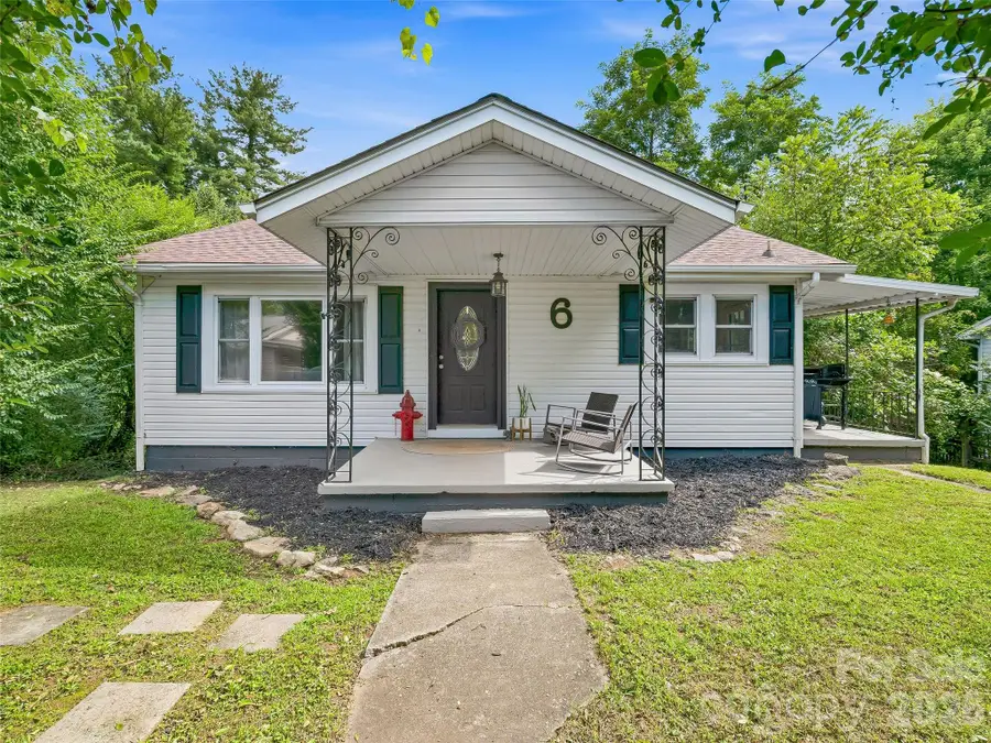 6 Bradford Circle, Candler, NC 28715 - #2