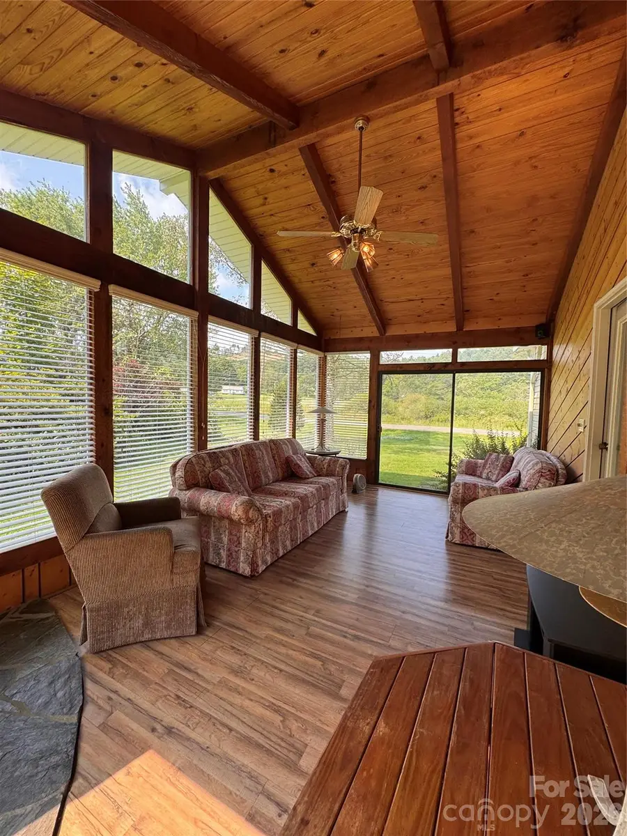 189 Old Nc 181 Highway, Newland, NC 28657 - #2