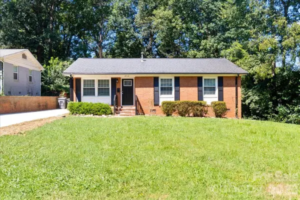 1814 Windham Place, Charlotte, NC 28205
