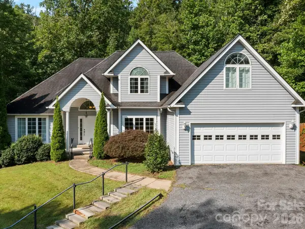 306 Golden Hawk Trail, Asheville, NC 28805