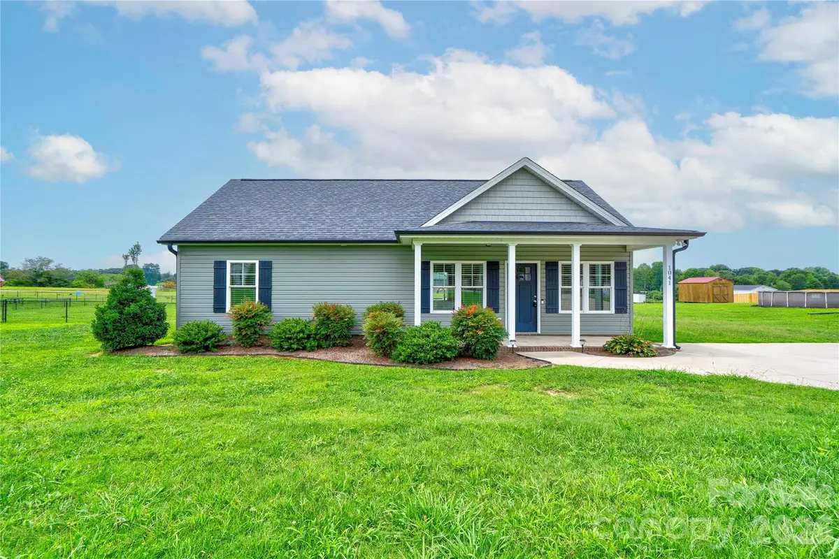 1041 Cleveland Avenue, Grover, NC 28073 - #1
