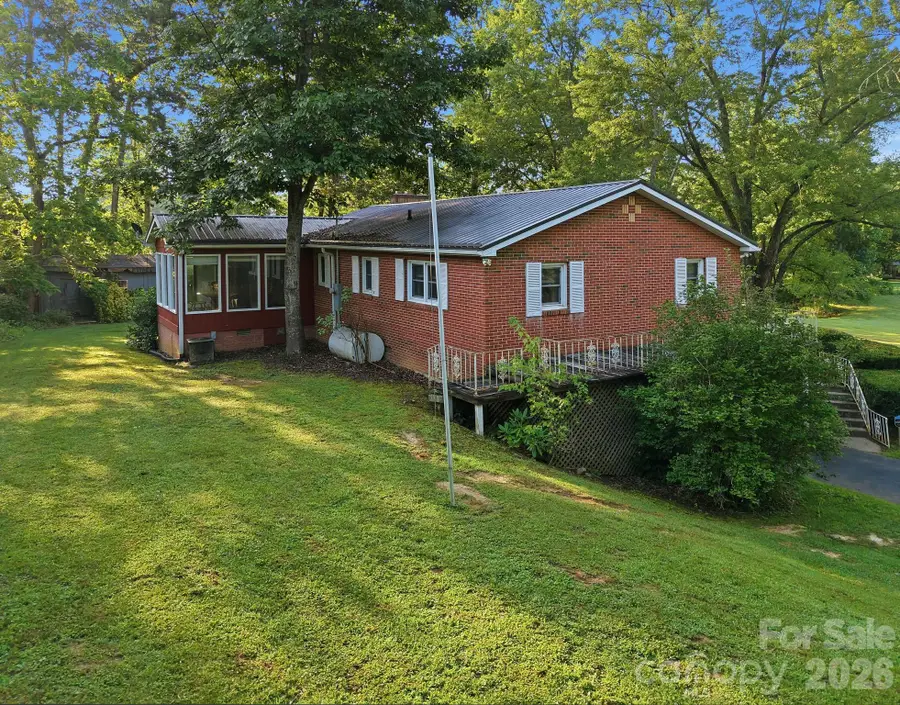 28 R And K Drive, Waynesville, NC 28786 - #2