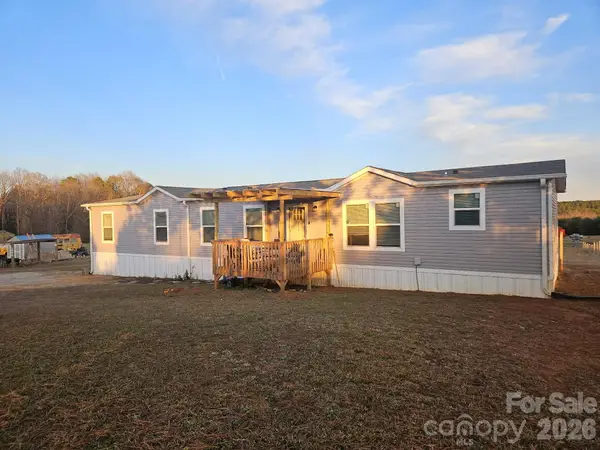 859 Henry Jenkins Road, Mooresboro, NC 28114