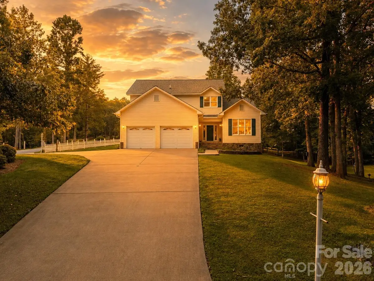 48 Main Trace, Franklin, NC 28734 - #1