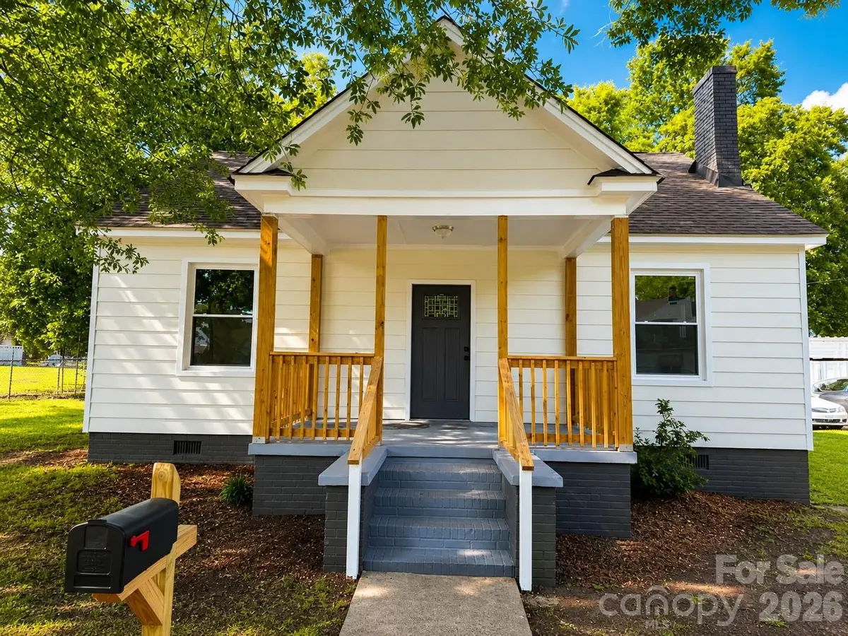 609 Dallas Street, Chester, SC 29706 - #1